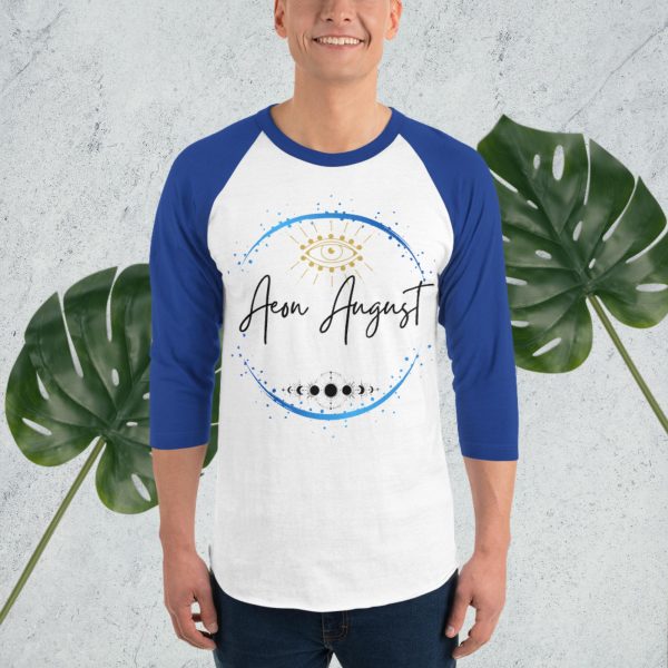 3/4 sleeve raglan shirt